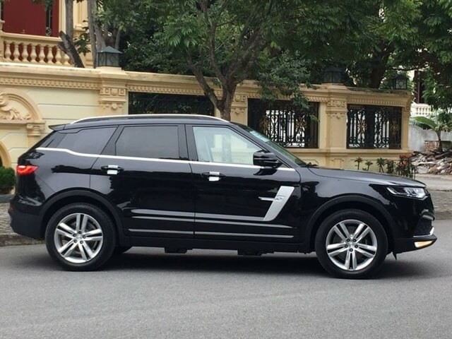 Zotye-Z8-t700-gia-bao-nhieu