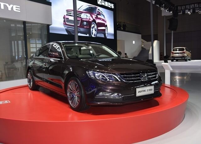 gia-xe-zotye-z700