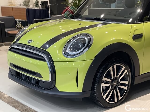 Mini-Cooper-Convertible-den-xe