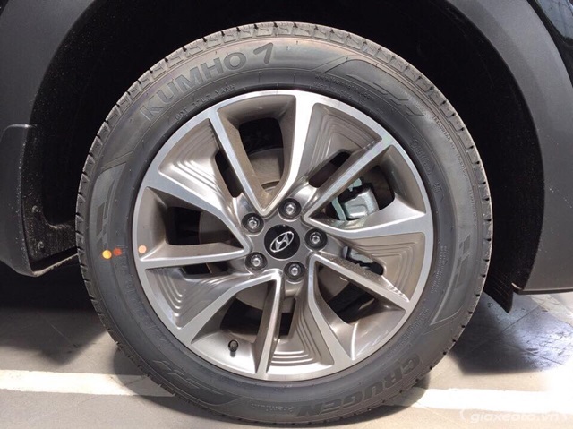 lazang-xe-hyundai-tucson
